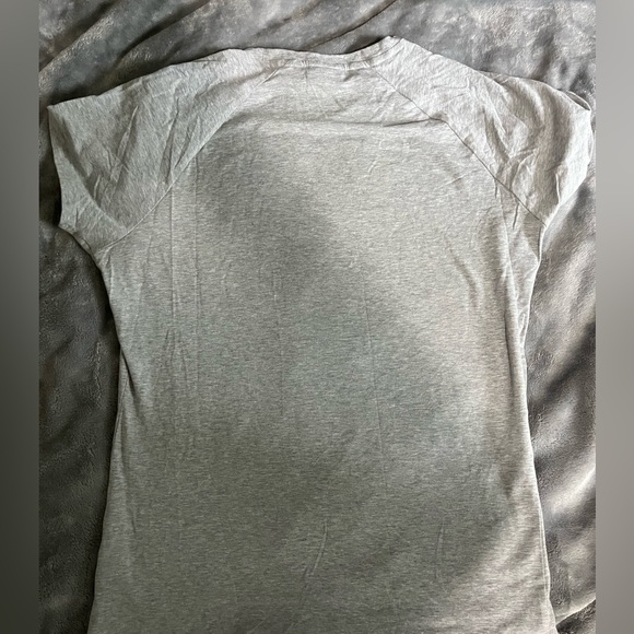 Gym Shark Workout Shirt size Large (slim) - Picture 2 of 3